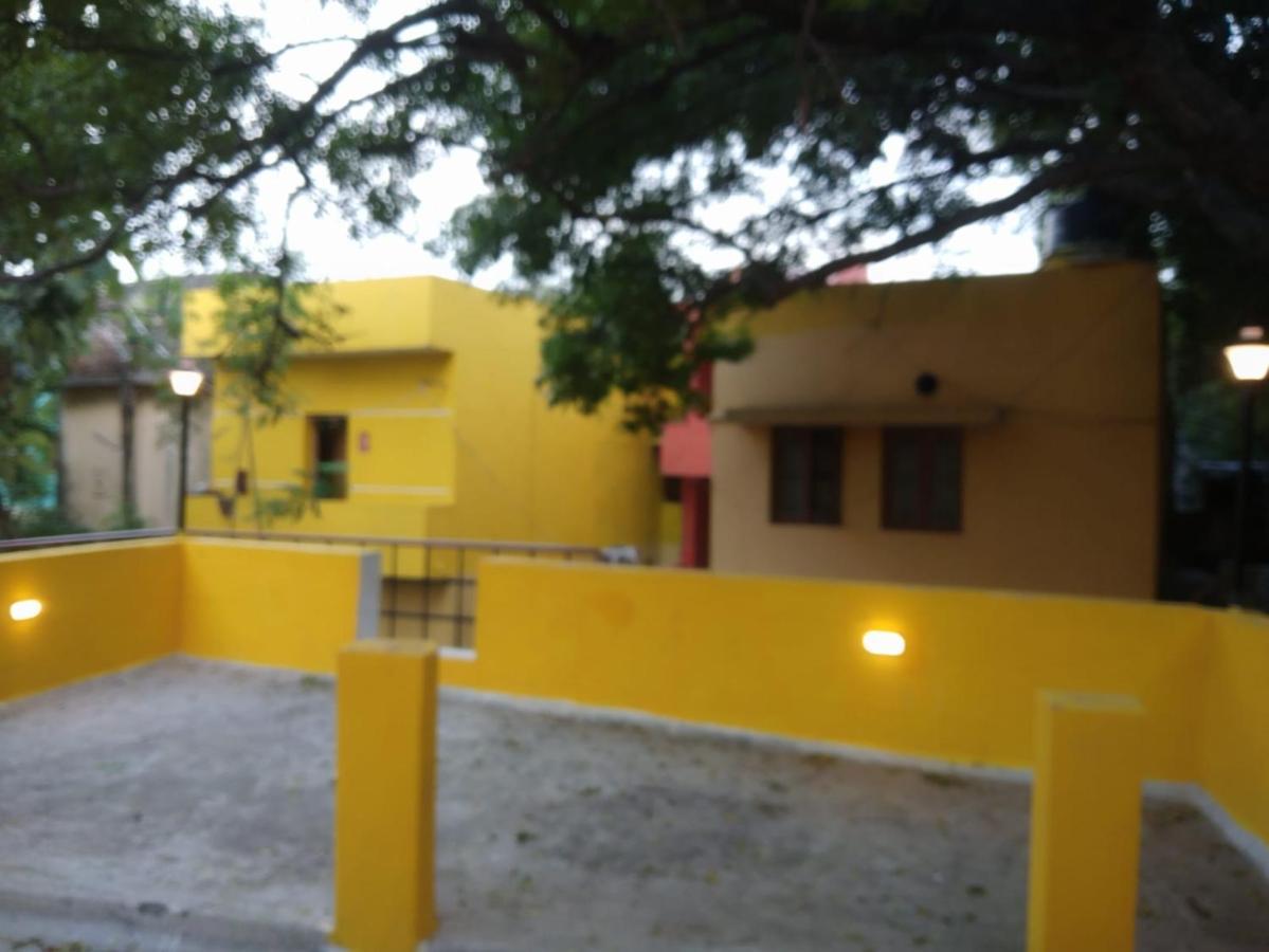 Nks Homestay Pondicherry Exterior foto