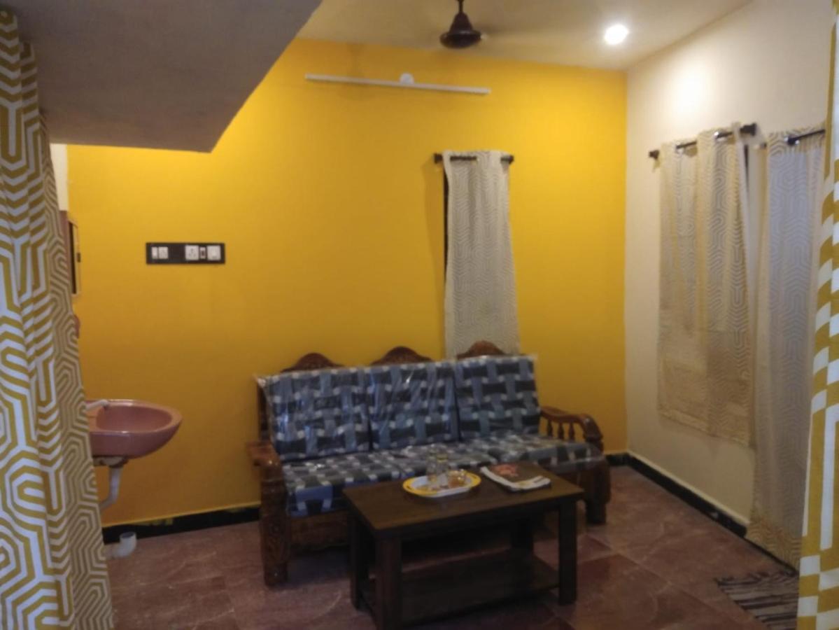 Nks Homestay Pondicherry Exterior foto